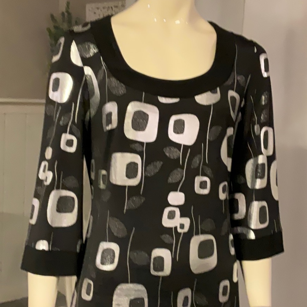 Joseph Ribkoff dress - Picture 2 of 5
